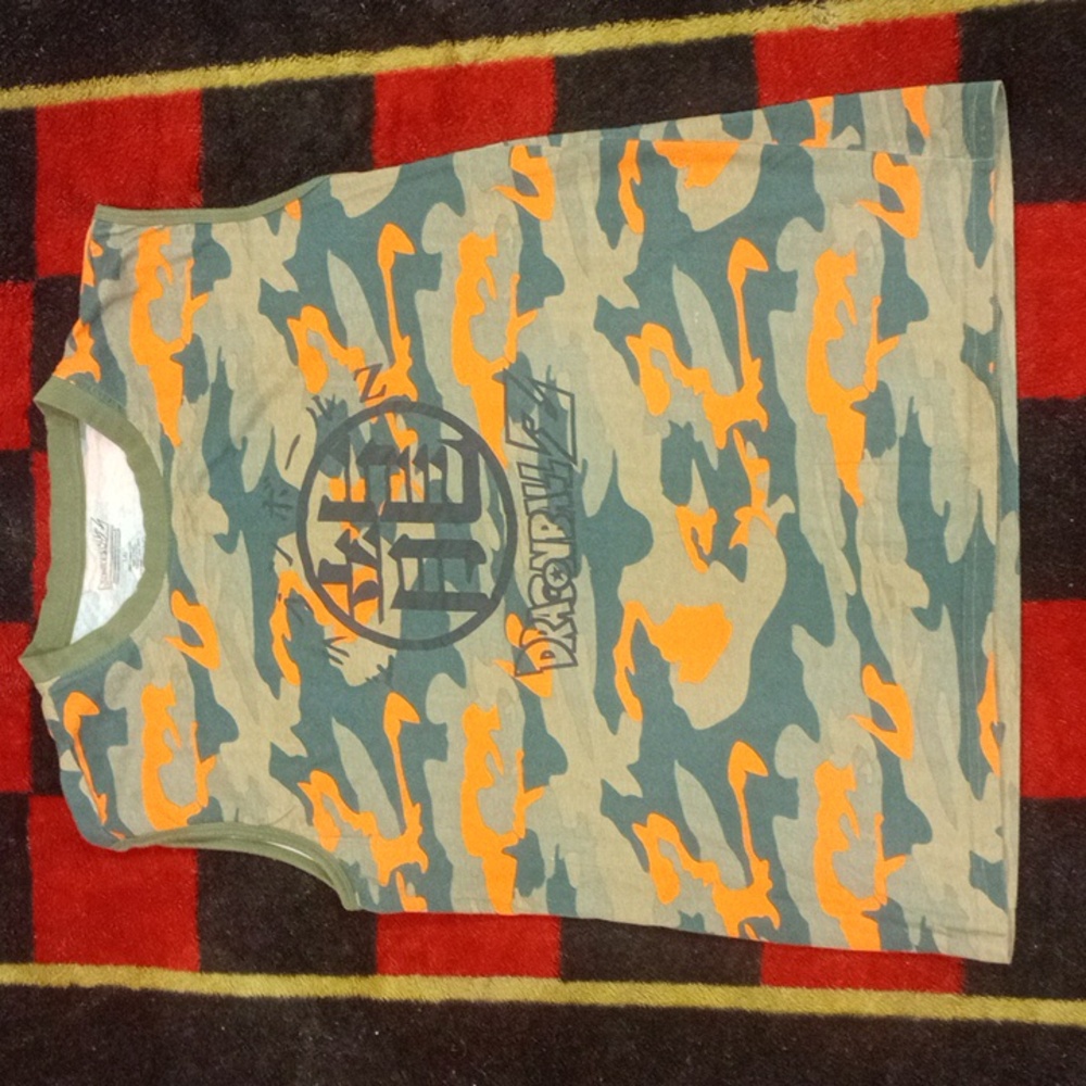 Dragon Ball Z camo tanktop (L)